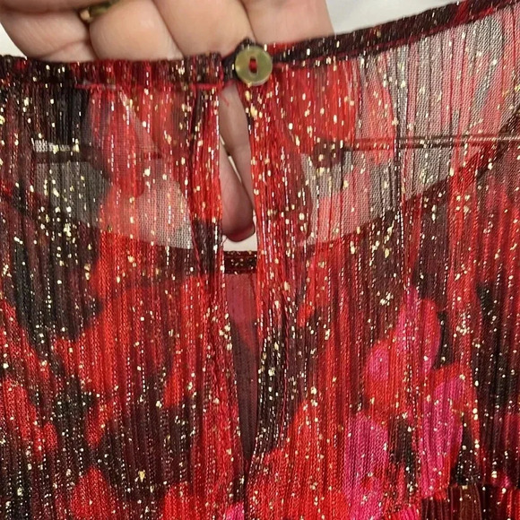 Figueroa & Flower Womens Blouse Red/Black PL Sheer Lined Keyhole Sparkly NWT - Picture 12 of 15